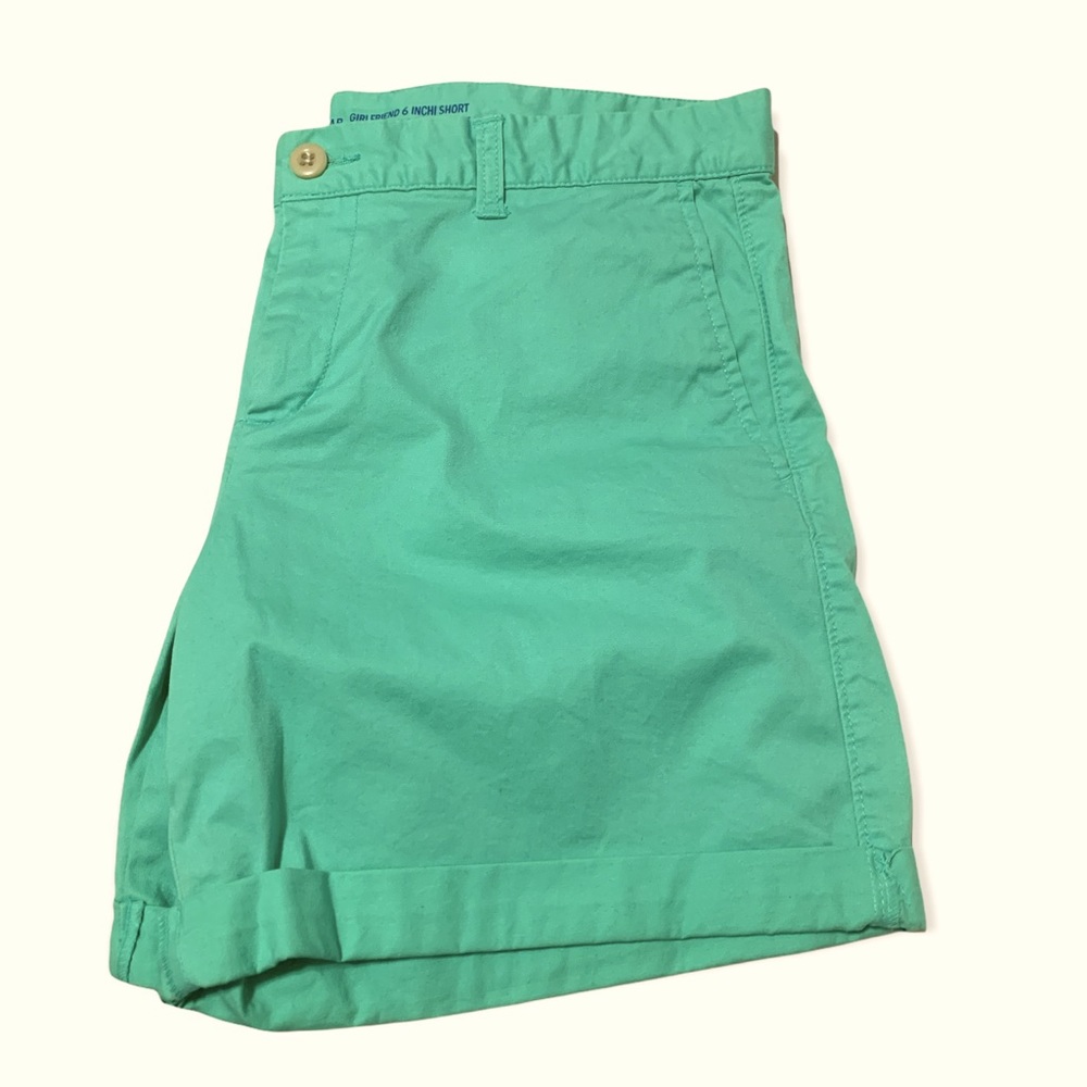 Khakis by GAP girlfriend 6” short Green/teal size 10